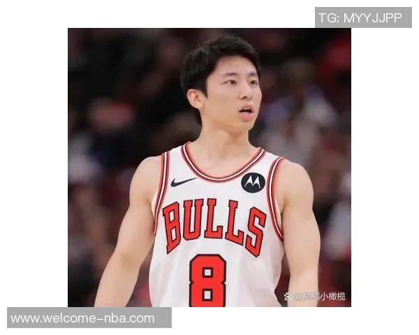 杨瀚森在第三节表现出色应该在第四节继续上场争取胜利