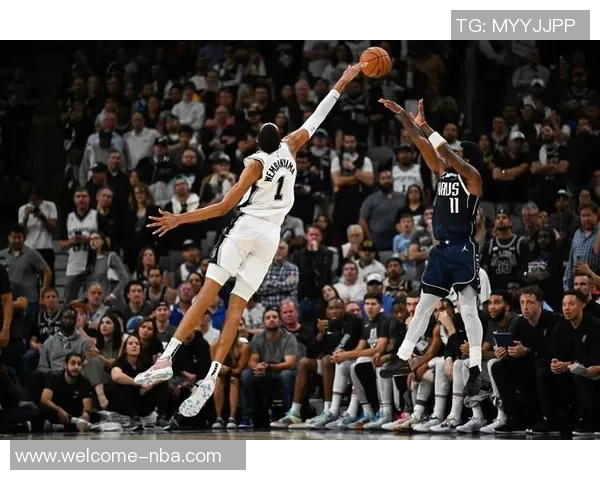 文班出场21分钟瓦塞尔强调健康优先球员意愿需与身体状况平衡 文班出场21分钟瓦塞尔强调健康优先球员意愿需与身体状况平衡