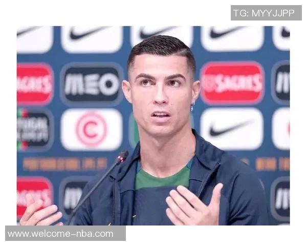 梅西与C罗再聚首第六届世界杯舞台上的传奇对决即将开启 梅西与C罗再聚首第六届世界杯舞台上的传奇对决即将开启